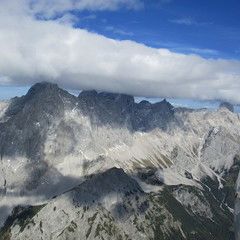 Flugwegposition um 13:25:37: Aufgenommen in der Nähe von Gemeinde Filzmoos, 5532, Österreich in 2640 Meter